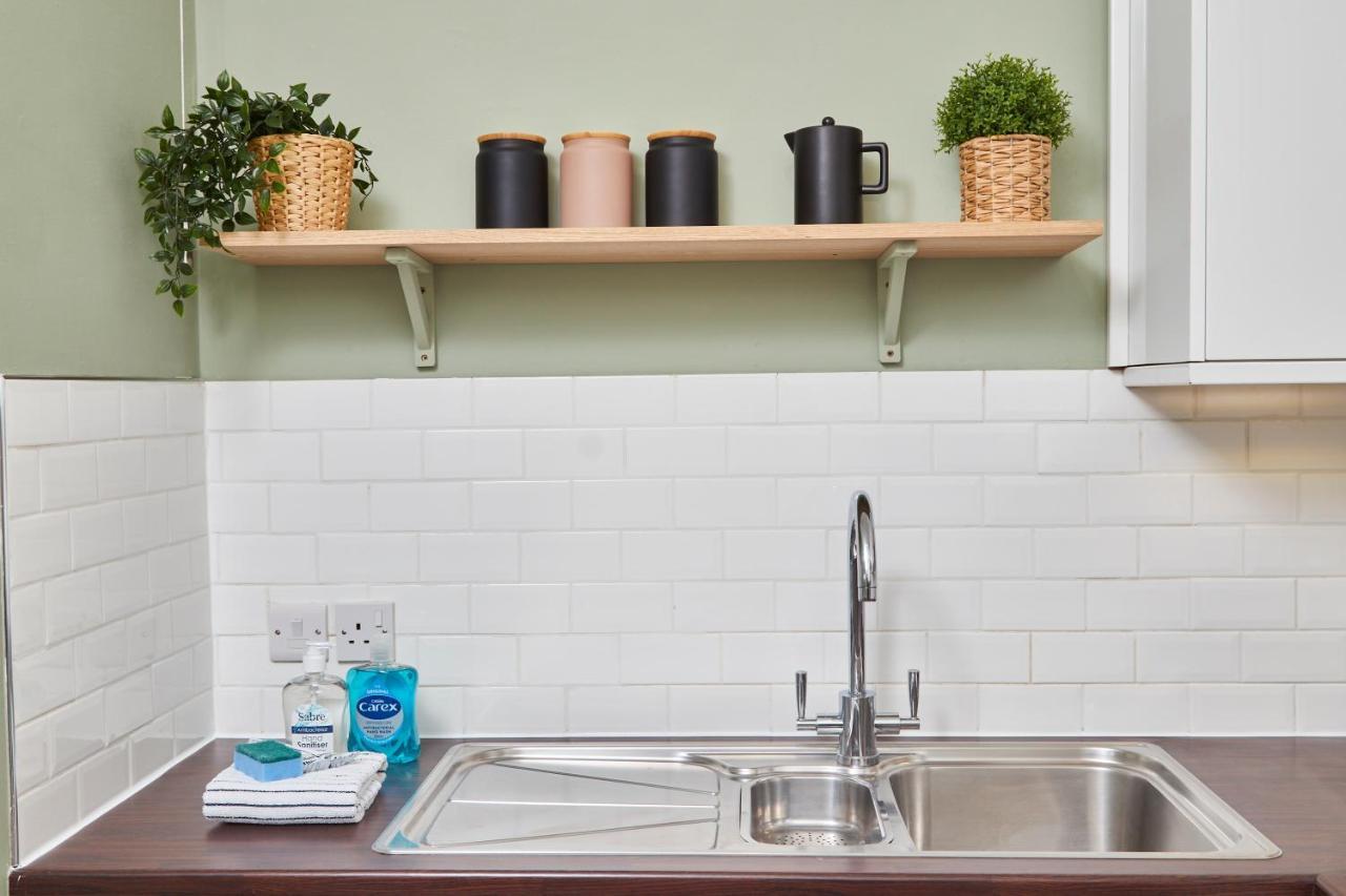 Wonderful Apartment In Bath With Garden - Sleeps 8 エクステリア 写真