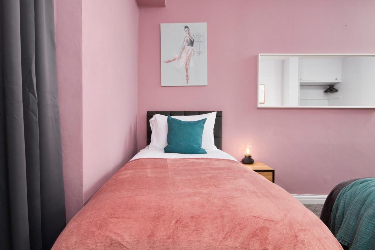 Wonderful Apartment In Bath With Garden - Sleeps 8 エクステリア 写真