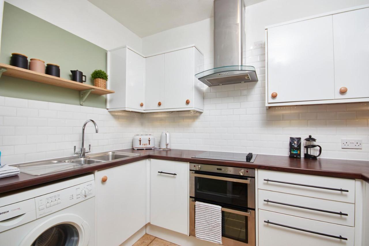 Wonderful Apartment In Bath With Garden - Sleeps 8 エクステリア 写真
